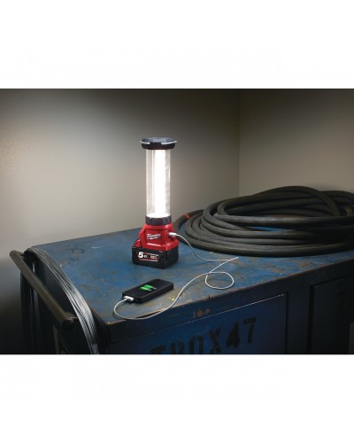 Latarnia M18LL 700lm IP24 2