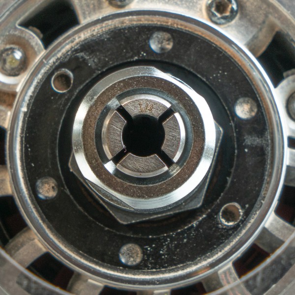 Tuleja zaciskowa routera RCA-1