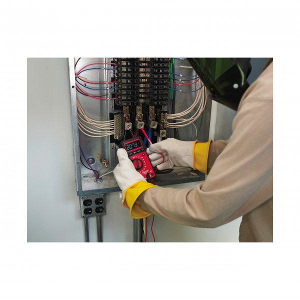 2217-40-MIERNIK CYFROWY