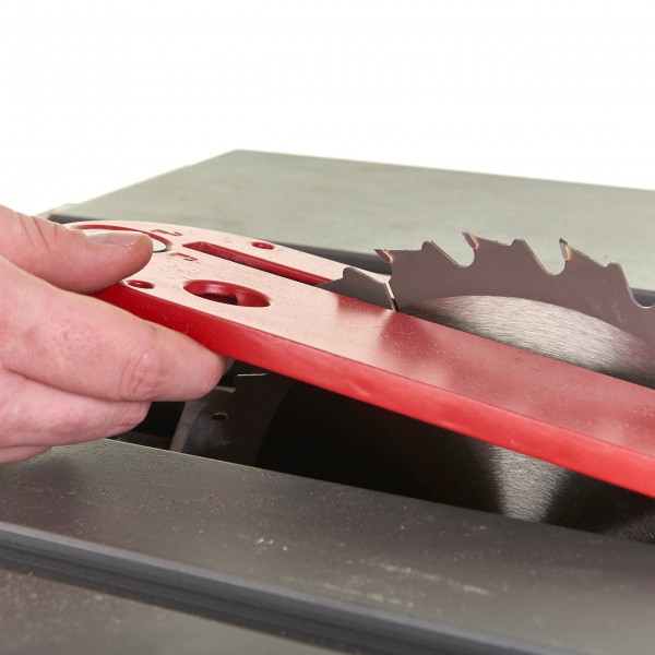 M18FTS210-121B-STOŁOWA PILARKA TARCZOWA