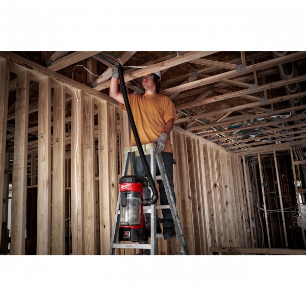 M18FBPV-0-ODKURZACZ PLECAKOWY