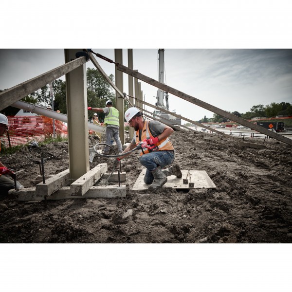 M18FCVN24-551 WIBRATOR IGŁOWY DO BETONU