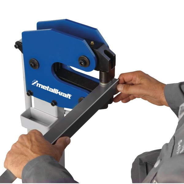 SSG 16 Spęczarko-rozciągarka