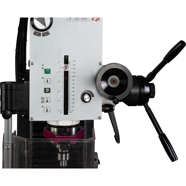 Precyzyjna wiertarko-frezarka...