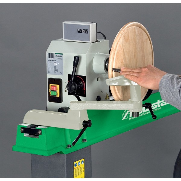 DB 1100 Tokarka do drewna