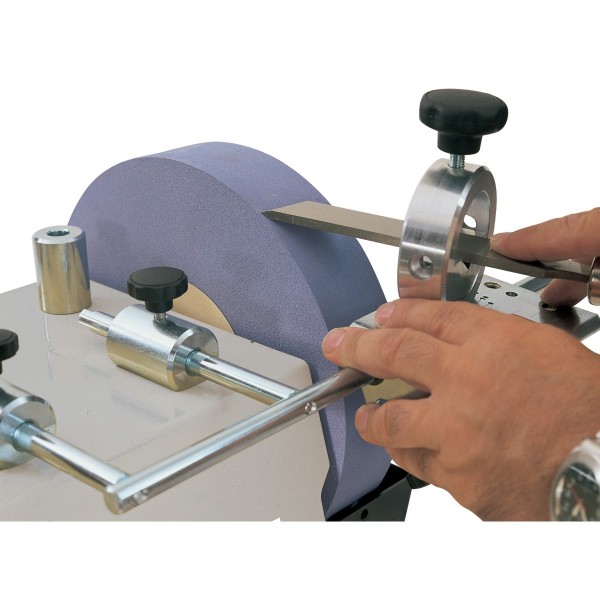 Przystawka do rur i żłobaków