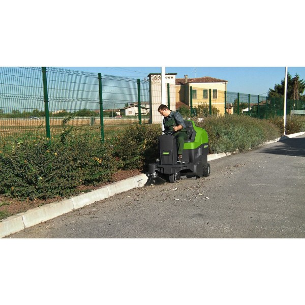 AUKM 800 Automatyczna zamiatarka