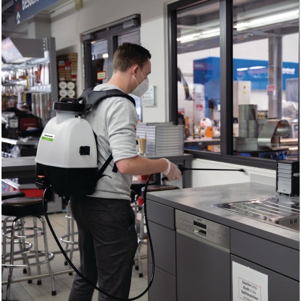 Akumulatorowy opryskiwacz ciśnieniowy... Akumulatorowy opryskiwacz ciśnieniowy...