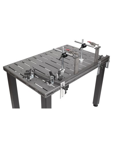 Statyw z dociskiem pionowym 2