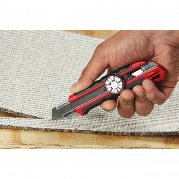 Nożyk z łamanym ostrzem 18 mm