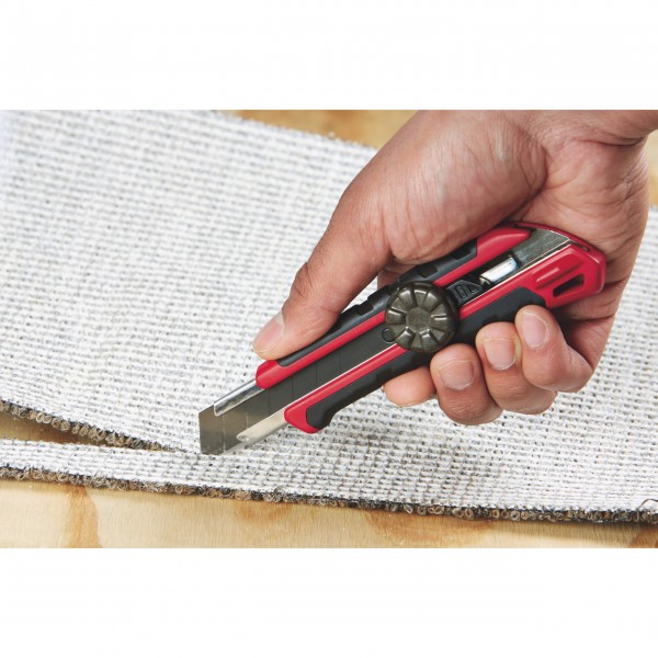 Nożyk z łamanym ostrzem 18 mm