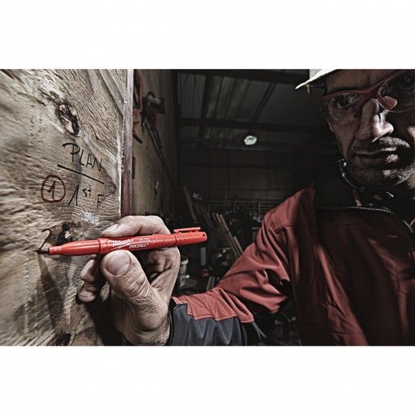 Kolorowe markery (zestaw 4 markerów:... Kolorowe markery (zestaw 4 markerów:...