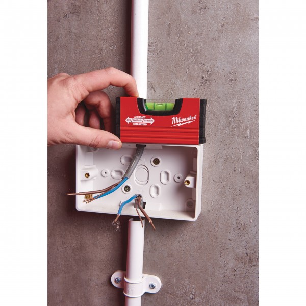 Poziomica mała 10 cm- 1 szt. Poziomica mała 10 cm- 1 szt.