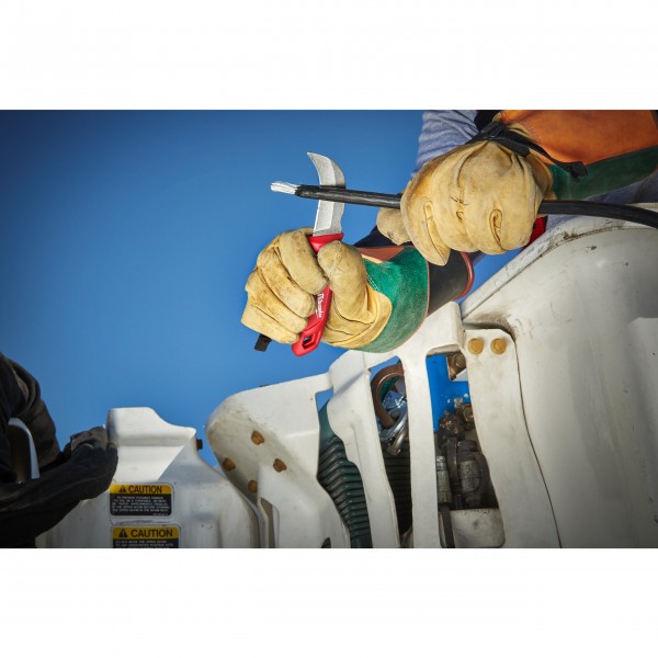 Nóż z zakrzywionym ostrzem