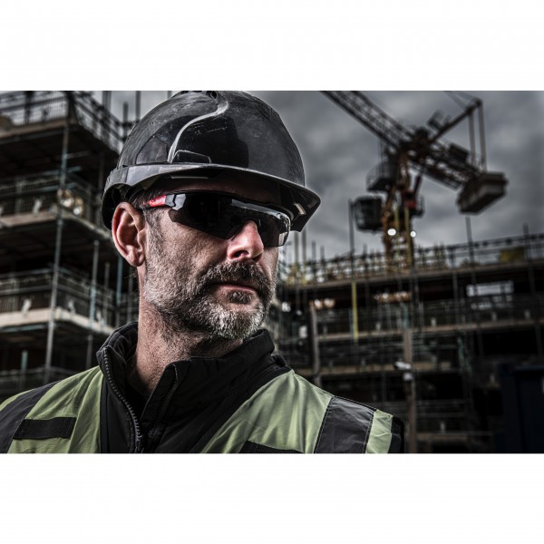 Okulary ochronne odporne na...