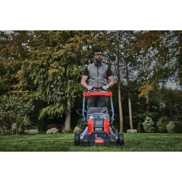 M18F2LM46-802 Kosiarka z napędem 46cm... M18F2LM46-802 Kosiarka z napędem 46cm...