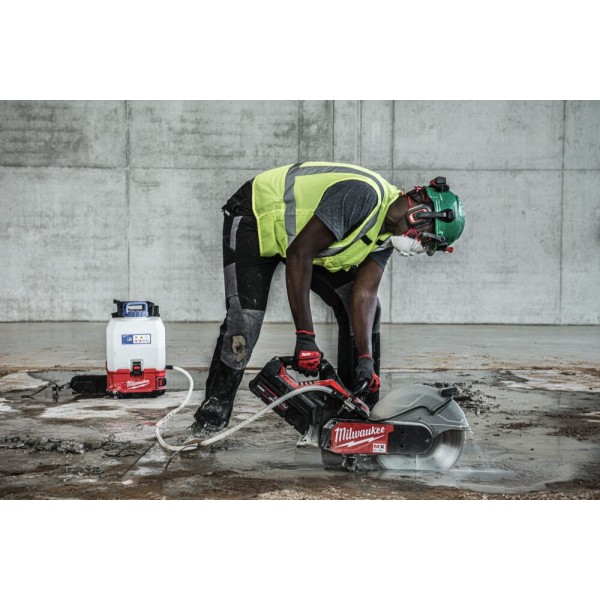 Hełm zielony wentylowany BOLT100