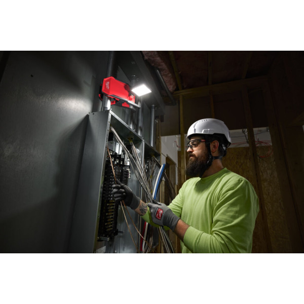 Lampa z zaciskiem do oświetlania...