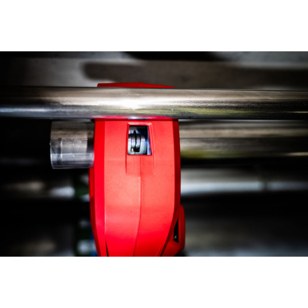 Obcinak akumulatorowy do rur ze stali...