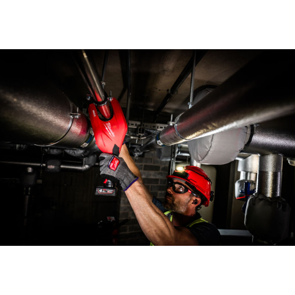 Obcinak akumulatorowy do rur ze stali...