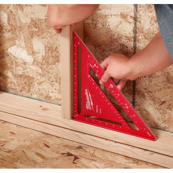 Milwaukee kątownik ciesielski 30cm