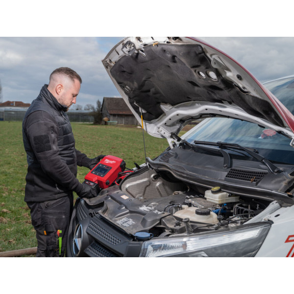 Milwaukee urządzenie rozruchowe M18...