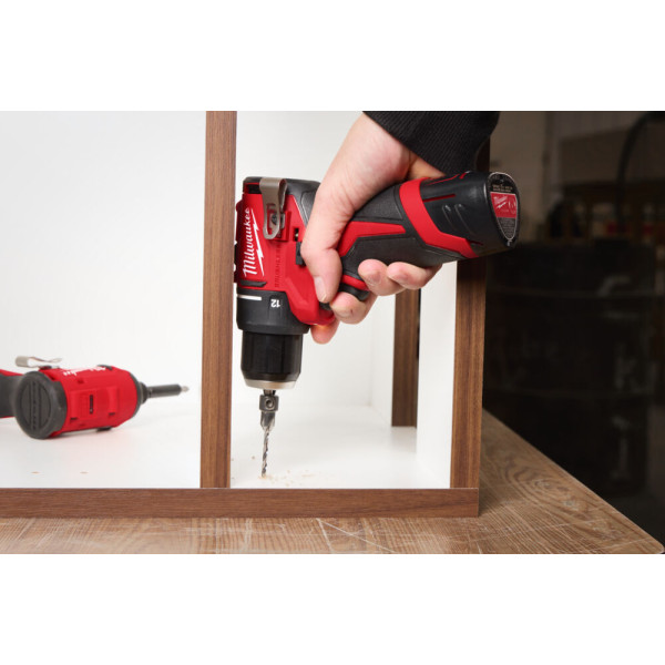 Milwaukee M12BLDDRC-202C...