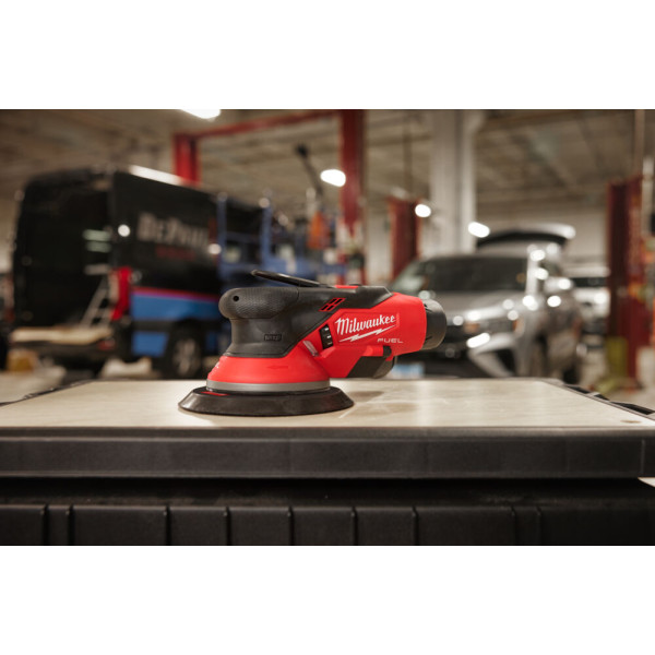 Milwaukee szlifierka mimośrodowa...